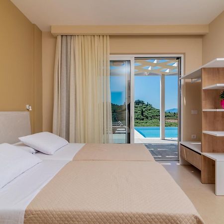 Spartakos Luxury Villa 2 Koukounariá Extérieur photo