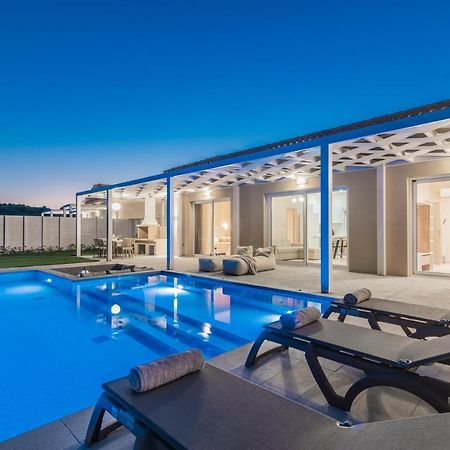 Spartakos Luxury Villa 2 Koukounariá Extérieur photo