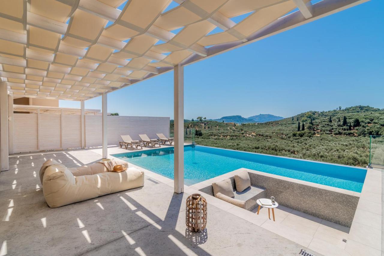 Spartakos Luxury Villa 2 Koukounariá Extérieur photo