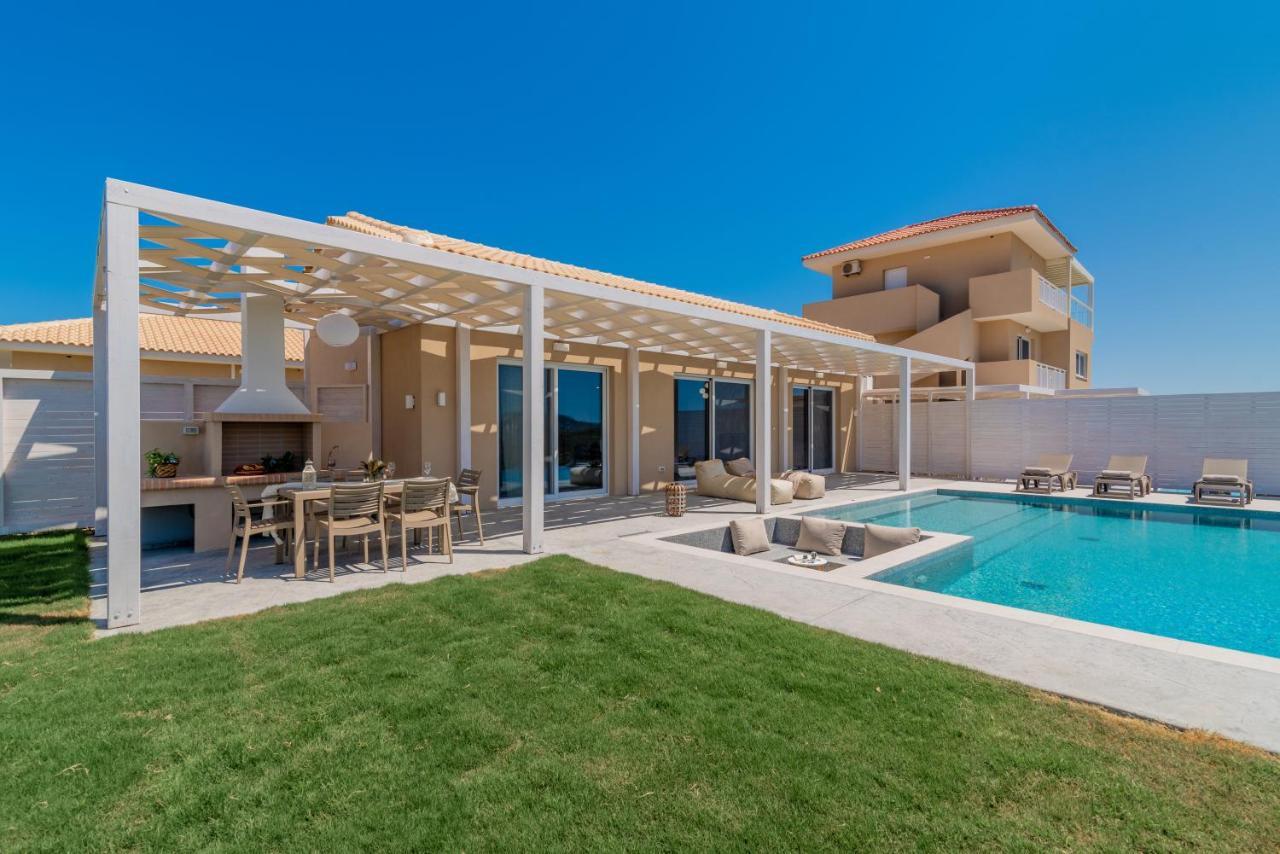 Spartakos Luxury Villa 2 Koukounariá Extérieur photo