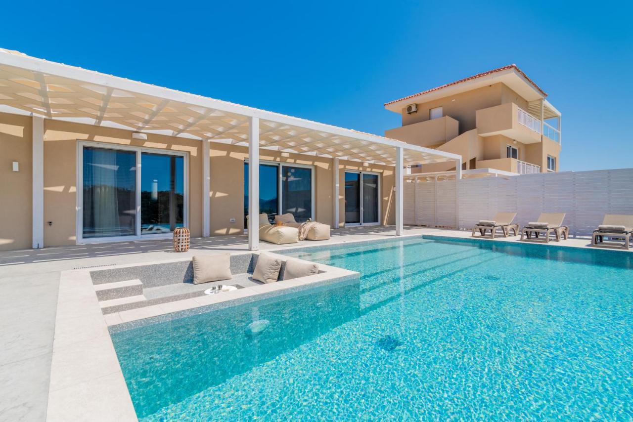 Spartakos Luxury Villa 2 Koukounariá Extérieur photo